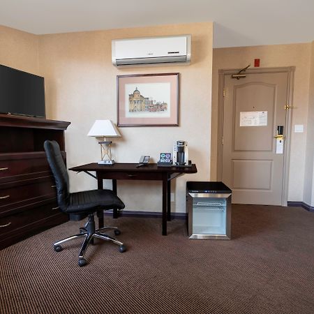 Ramada Limited Downtown Vancouver Bagian luar foto