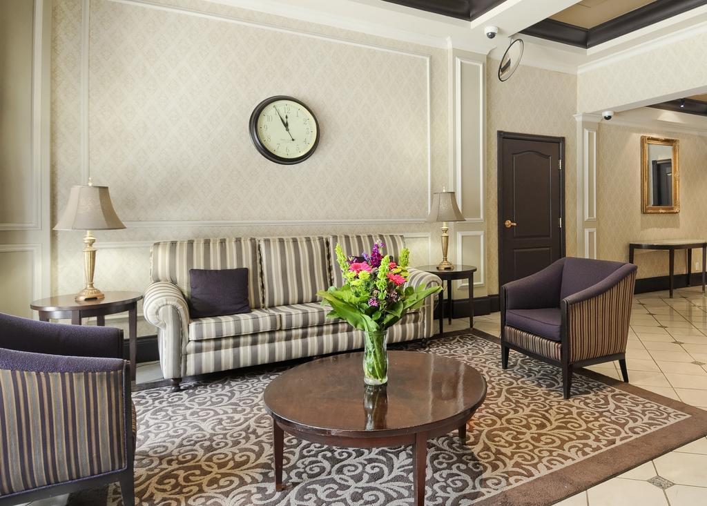 Ramada Limited Downtown Vancouver Bagian luar foto